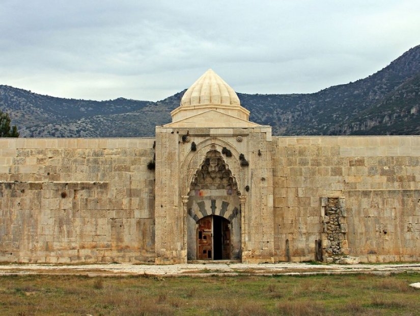  Burdur میں Susuz کاروانسیرائی