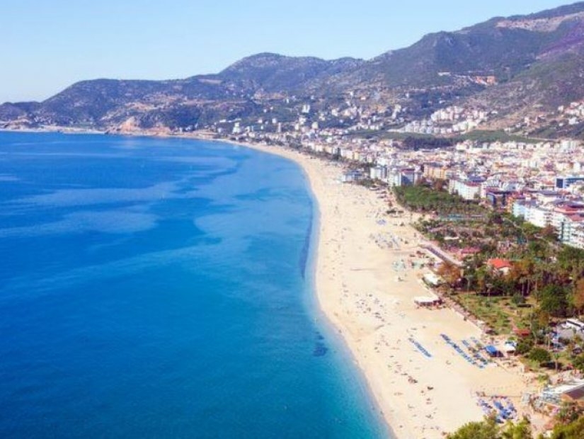 Plage de Lara