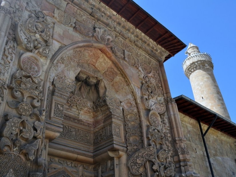 An Architectural Masterpiece: The Divrigi Mosque