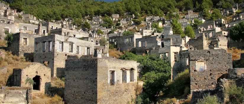 Le village fantôme : Kayakoy