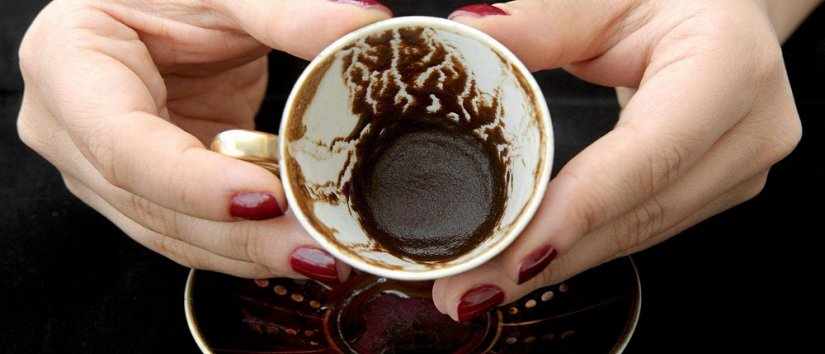 القهوة التركية تنبؤ بالثروة 