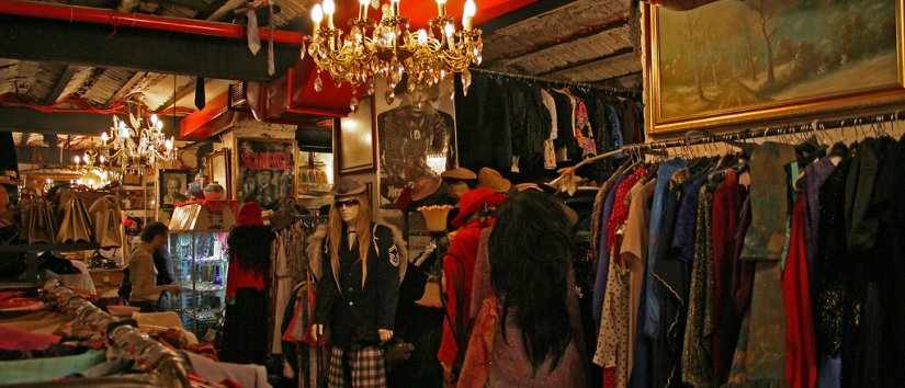 Magasins d\'antiquités et marchés aux puces à Istanbul