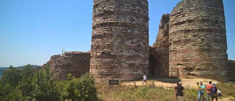 5 Burgen in Istanbul